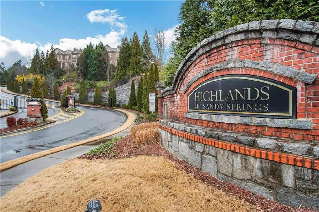 7265 Glisten Avenue Unit 119, Atlanta, Georgia 30328, 2 Bedrooms Bedrooms, ,2 BathroomsBathrooms,Residential,Sold,7265 Glisten Avenue Unit 119,6828320