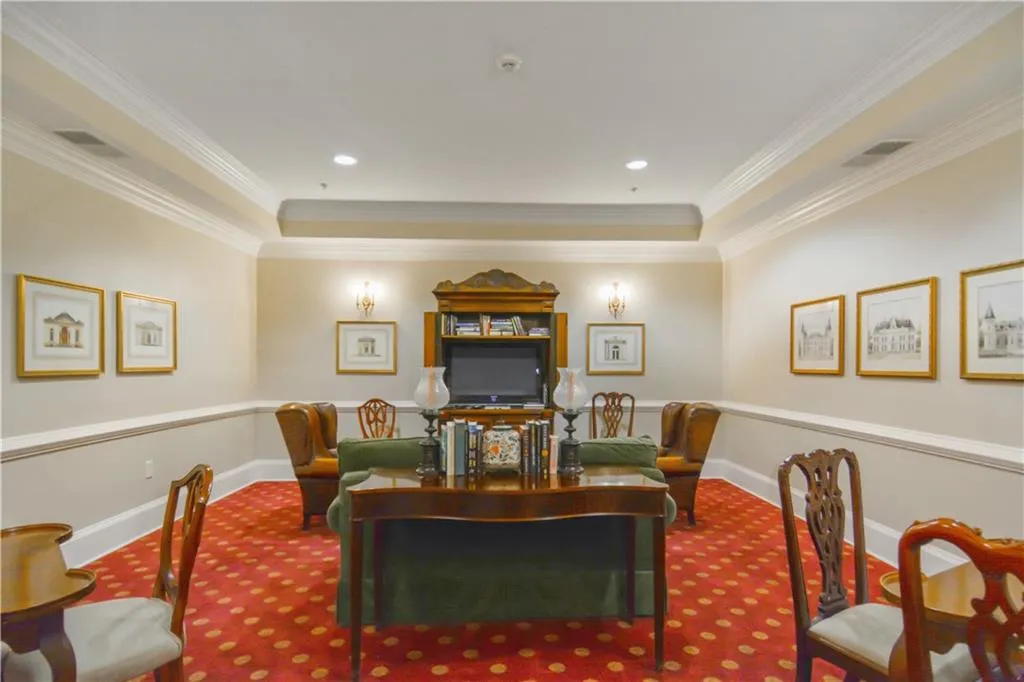 5415 Northland Drive Unit 203, Atlanta, Georgia 30342, 2 Bedrooms Bedrooms, ,2 BathroomsBathrooms,Residential,Sold,5415 Northland Drive Unit 203,6770699