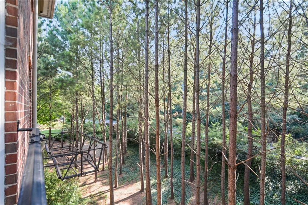 5415 Northland Drive Unit 203, Atlanta, Georgia 30342, 2 Bedrooms Bedrooms, ,2 BathroomsBathrooms,Residential,Sold,5415 Northland Drive Unit 203,6770699