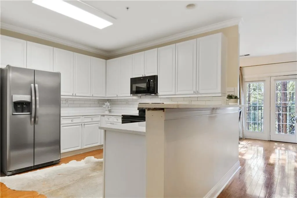 5415 Northland Drive Unit 203, Atlanta, Georgia 30342, 2 Bedrooms Bedrooms, ,2 BathroomsBathrooms,Residential,Sold,5415 Northland Drive Unit 203,6770699