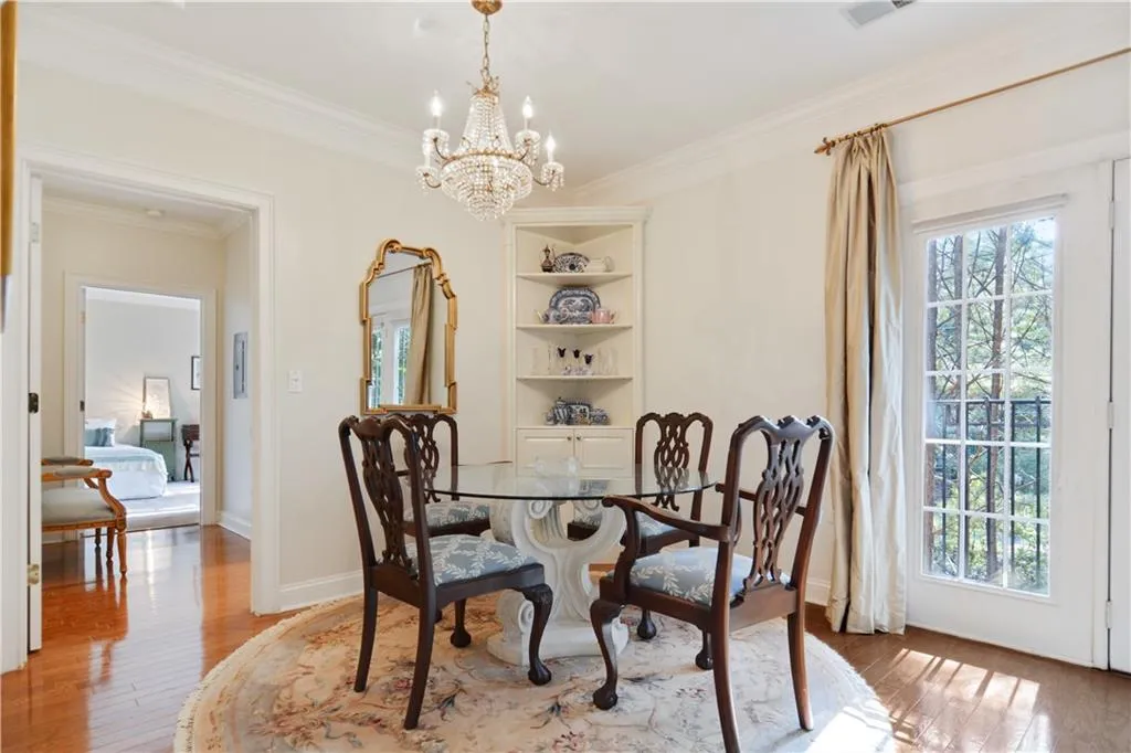 5415 Northland Drive Unit 203, Atlanta, Georgia 30342, 2 Bedrooms Bedrooms, ,2 BathroomsBathrooms,Residential,Sold,5415 Northland Drive Unit 203,6770699