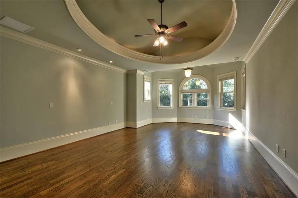 995 Winding Creek Trail, Sandy Springs, Georgia 30328, 5 Bedrooms Bedrooms, ,4 BathroomsBathrooms,Residential,Sold,995 Winding Creek Trail,5768762