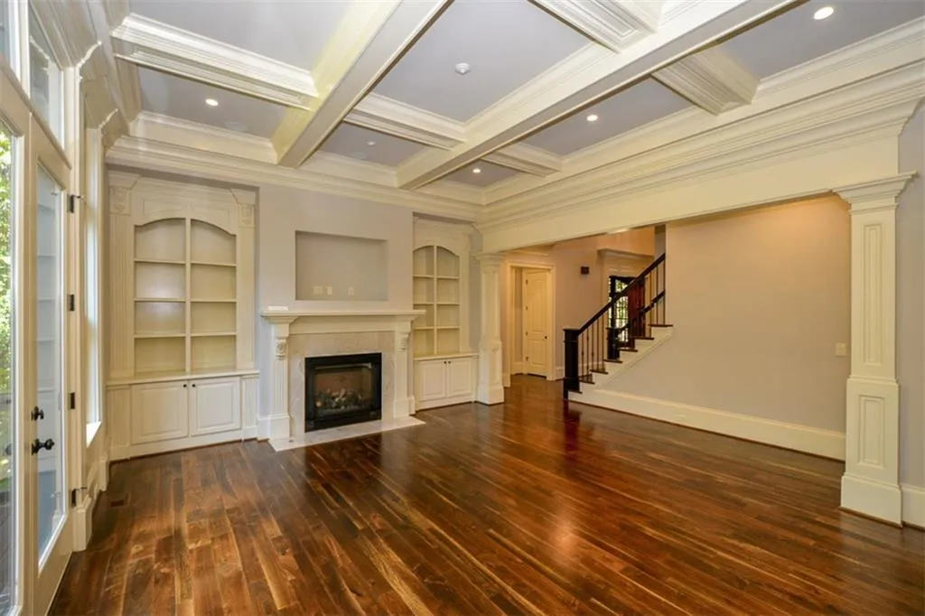 995 Winding Creek Trail, Sandy Springs, Georgia 30328, 5 Bedrooms Bedrooms, ,4 BathroomsBathrooms,Residential,Sold,995 Winding Creek Trail,5768762