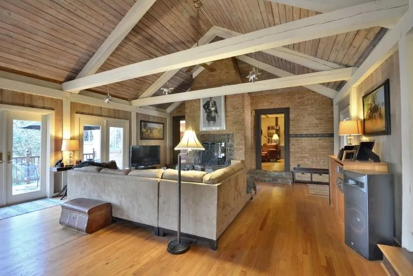 2930 Spalding Drive, Sandy Springs, Georgia 30350, 7 Bedrooms Bedrooms, ,6 BathroomsBathrooms,Residential,Sold,2930 Spalding Drive,5848585