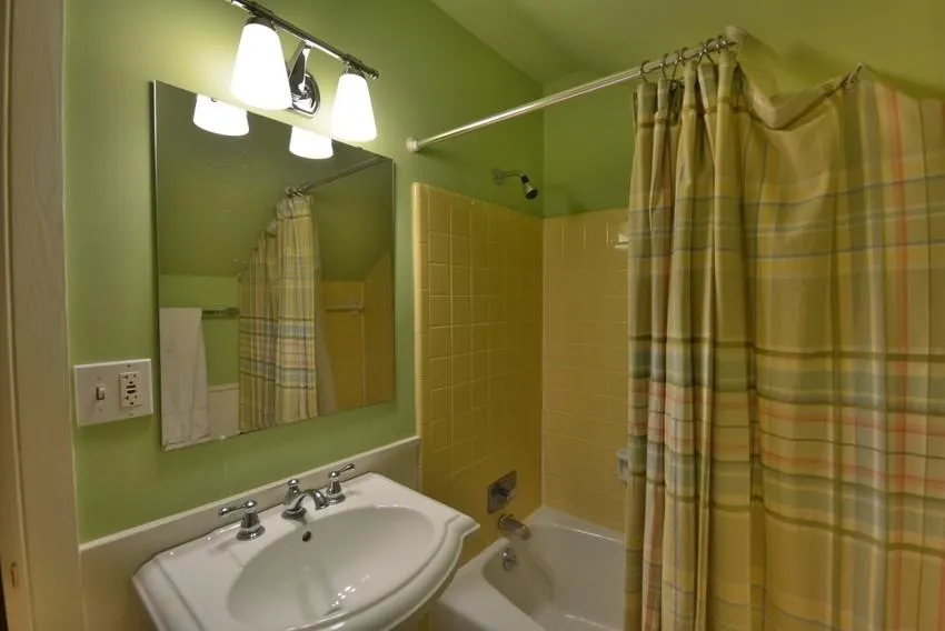 2930 Spalding Drive, Sandy Springs, Georgia 30350, 7 Bedrooms Bedrooms, ,6 BathroomsBathrooms,Residential,Sold,2930 Spalding Drive,5848585