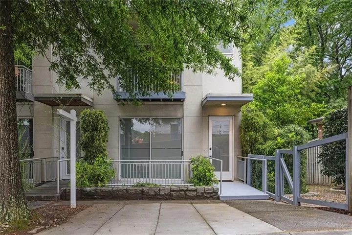 1590 Tallulah Street Nw, Atlanta, Georgia 30318