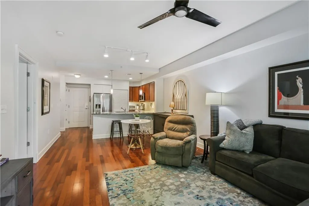 200 River Vista Drive Unit 239, Atlanta, Georgia 30339, 1 Bedroom Bedrooms, ,1 BathroomBathrooms,Residential,Sold,200 River Vista Drive Unit 239,7037487