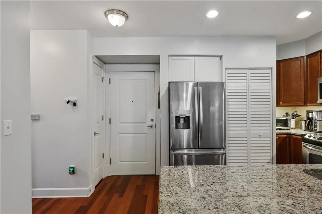 200 River Vista Drive Unit 239, Atlanta, Georgia 30339, 1 Bedroom Bedrooms, ,1 BathroomBathrooms,Residential,Sold,200 River Vista Drive Unit 239,7037487