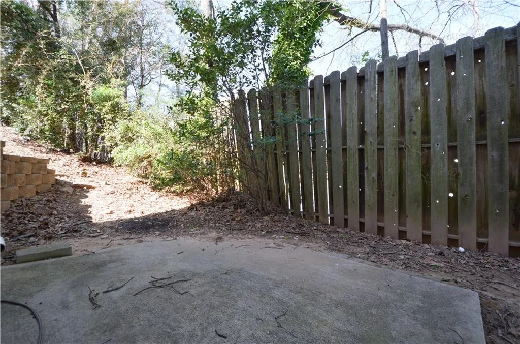 725 Dalrymple Road Unit 6a, Atlanta, Georgia 30328, 4 Bedrooms Bedrooms, ,3 BathroomsBathrooms,Residential,Sold,725 Dalrymple Road Unit 6a,5662675