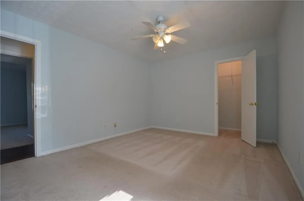 725 Dalrymple Road Unit 6a, Atlanta, Georgia 30328, 4 Bedrooms Bedrooms, ,3 BathroomsBathrooms,Residential,Sold,725 Dalrymple Road Unit 6a,5662675