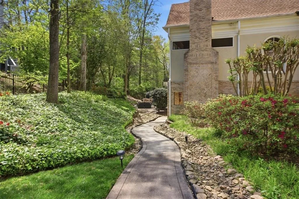 Walkway to Terrace Level entrance.