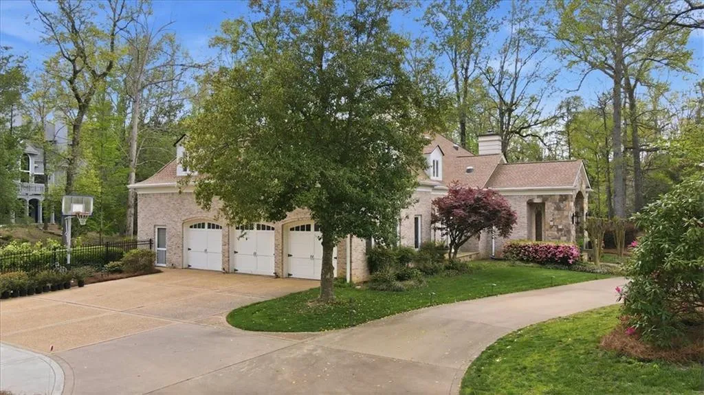 3 Car Garage.