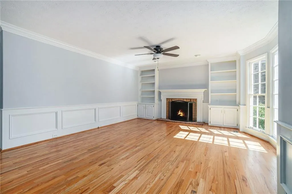 235 Glen Meadow Court, Sandy Springs, Georgia 30328, 4 Bedrooms Bedrooms, ,3 BathroomsBathrooms,Residential,Sold,235 Glen Meadow Court,7003153