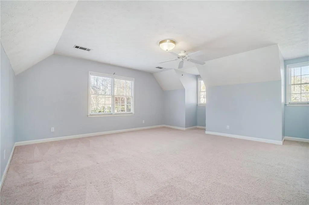 235 Glen Meadow Court, Sandy Springs, Georgia 30328, 4 Bedrooms Bedrooms, ,3 BathroomsBathrooms,Residential,Sold,235 Glen Meadow Court,7003153