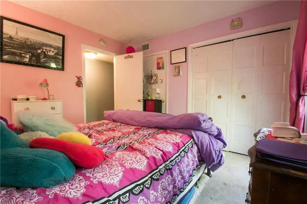 5145 Roswell Road Unit 1, Atlanta, Georgia 30342, 2 Bedrooms Bedrooms, ,1 BathroomBathrooms,Residential,Sold,5145 Roswell Road Unit 1,5997708
