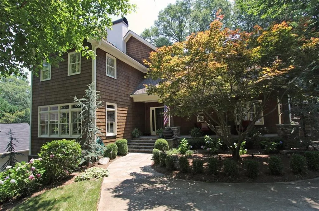 2335 Howell Mill Road, Atlanta, Georgia 30318, 3 Bedrooms Bedrooms, ,3 BathroomsBathrooms,Residential,Sold,2335 Howell Mill Road,5705808