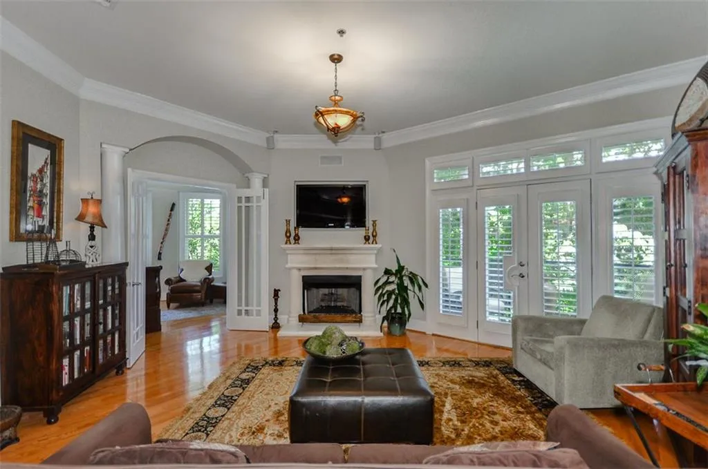 560 Dutch Valley Road Ne Unit 408, Atlanta, Georgia 30324, 2 Bedrooms Bedrooms, ,1 BathroomBathrooms,Residential,Sold,560 Dutch Valley Road Ne Unit 408,5634956