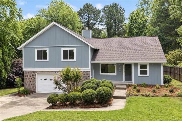 1235 Fairfield Drive, Marietta, Georgia 30068