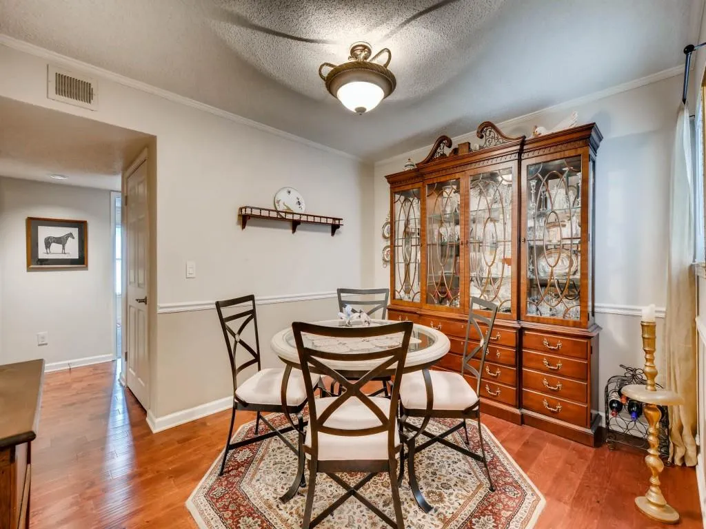 1515 Huntingdon Chase Unit 1515, Sandy Springs, Georgia 30350, 2 Bedrooms Bedrooms, ,2 BathroomsBathrooms,Residential,Sold,1515 Huntingdon Chase Unit 1515,5886169