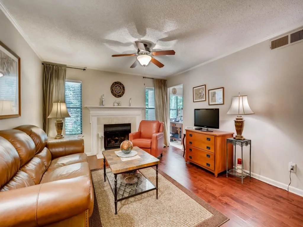 1515 Huntingdon Chase Unit 1515, Sandy Springs, Georgia 30350, 2 Bedrooms Bedrooms, ,2 BathroomsBathrooms,Residential,Sold,1515 Huntingdon Chase Unit 1515,5886169