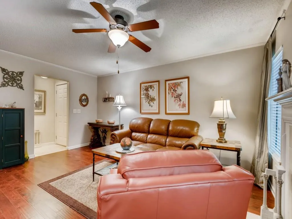 1515 Huntingdon Chase Unit 1515, Sandy Springs, Georgia 30350, 2 Bedrooms Bedrooms, ,2 BathroomsBathrooms,Residential,Sold,1515 Huntingdon Chase Unit 1515,5886169