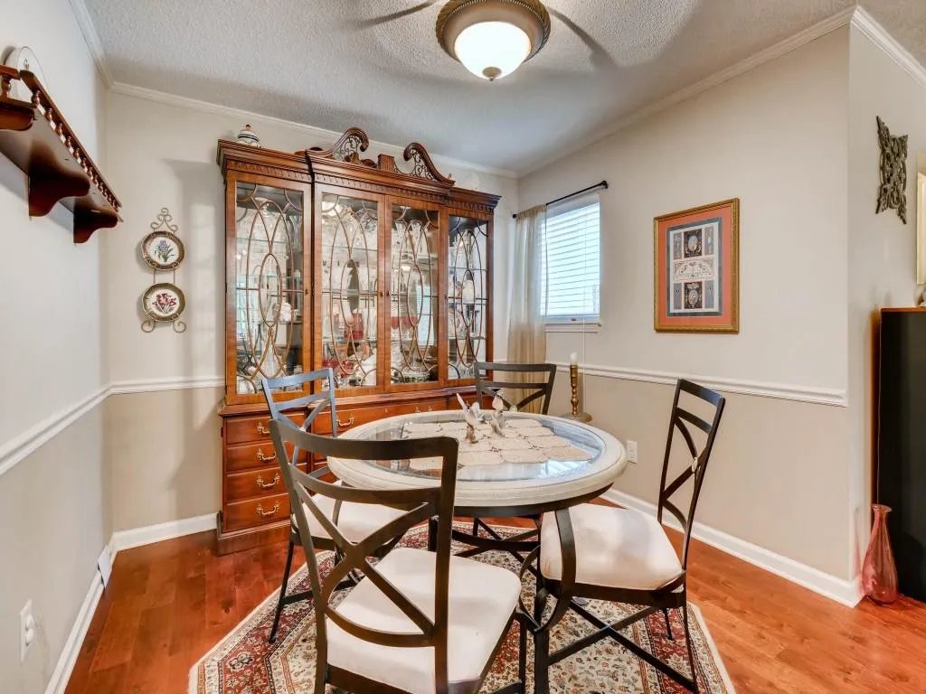 1515 Huntingdon Chase Unit 1515, Sandy Springs, Georgia 30350, 2 Bedrooms Bedrooms, ,2 BathroomsBathrooms,Residential,Sold,1515 Huntingdon Chase Unit 1515,5886169