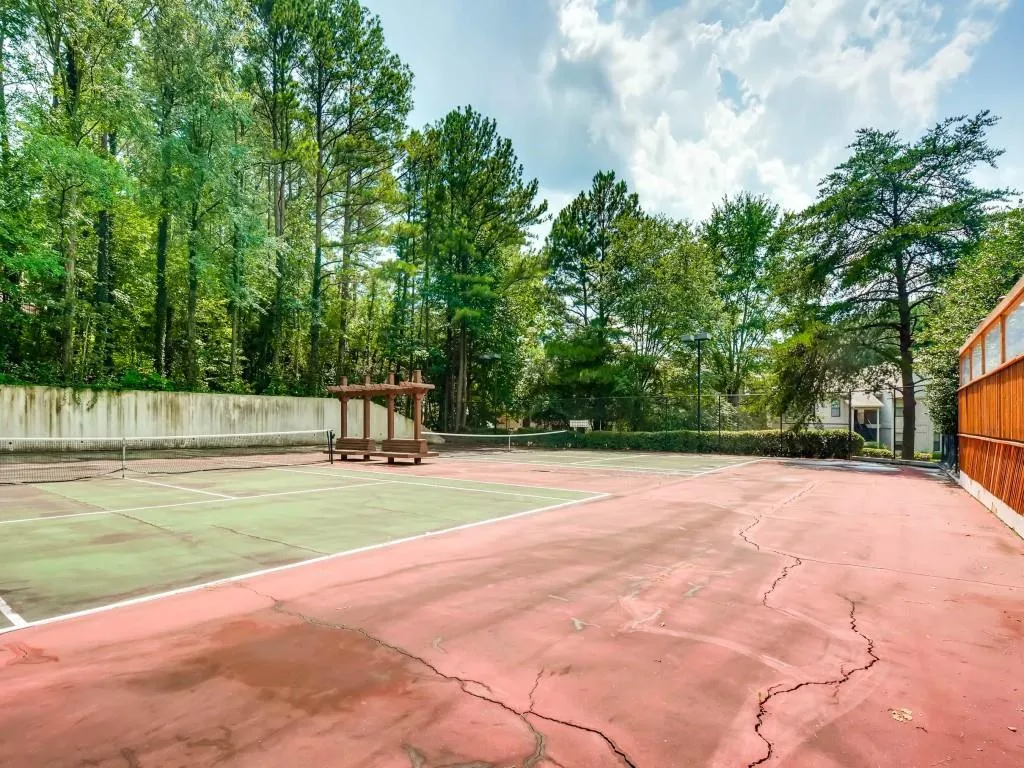 1515 Huntingdon Chase Unit 1515, Sandy Springs, Georgia 30350, 2 Bedrooms Bedrooms, ,2 BathroomsBathrooms,Residential,Sold,1515 Huntingdon Chase Unit 1515,5886169