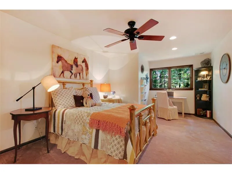 200 Old College Way, Sandy Springs, Georgia 30328, 5 Bedrooms Bedrooms, ,3 BathroomsBathrooms,Residential,Sold,200 Old College Way,5554259