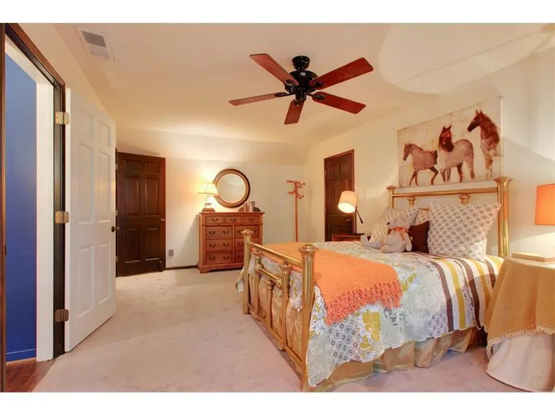 200 Old College Way, Sandy Springs, Georgia 30328, 5 Bedrooms Bedrooms, ,3 BathroomsBathrooms,Residential,Sold,200 Old College Way,5554259