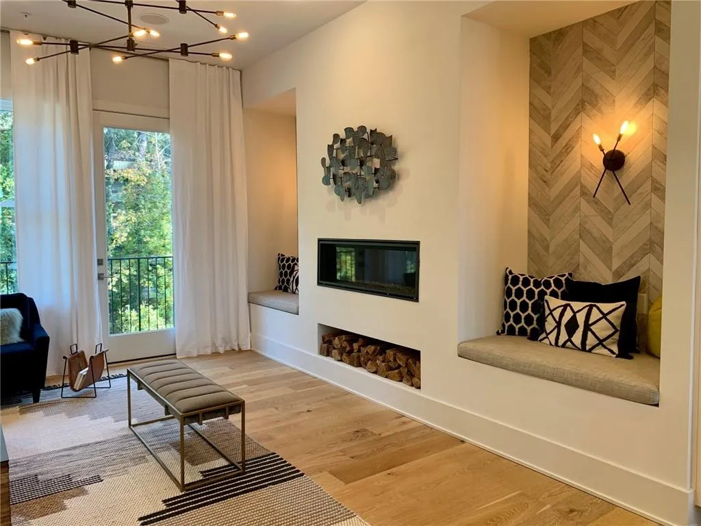 6633 Cadence Boulevard Unit 9, Sandy Springs, Georgia 30328, 2 Bedrooms Bedrooms, ,3 BathroomsBathrooms,Residential,Sold,6633 Cadence Boulevard Unit 9,6800621