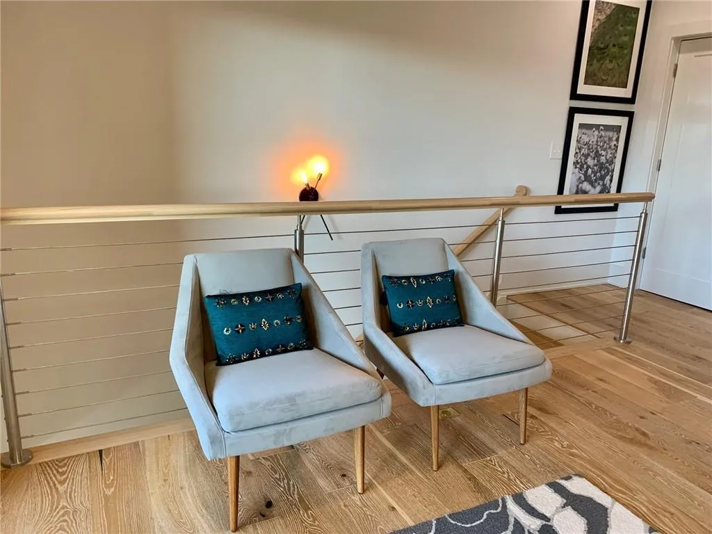 6633 Cadence Boulevard Unit 9, Sandy Springs, Georgia 30328, 2 Bedrooms Bedrooms, ,3 BathroomsBathrooms,Residential,Sold,6633 Cadence Boulevard Unit 9,6800621