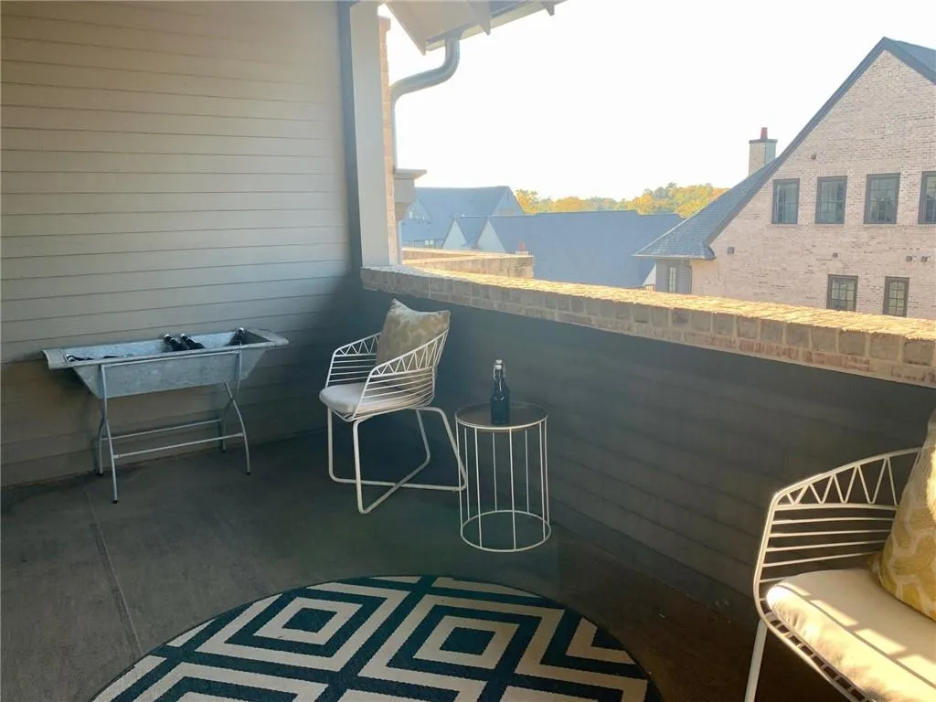 6633 Cadence Boulevard Unit 9, Sandy Springs, Georgia 30328, 2 Bedrooms Bedrooms, ,3 BathroomsBathrooms,Residential,Sold,6633 Cadence Boulevard Unit 9,6800621