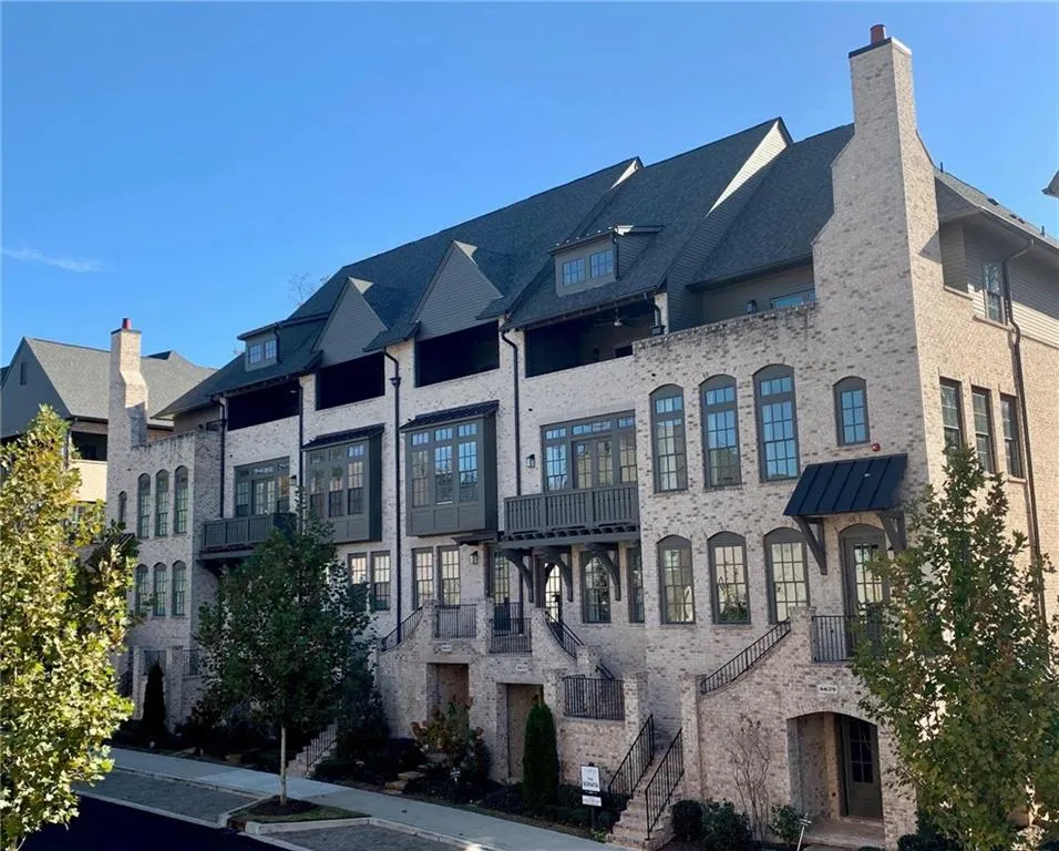 6633 Cadence Boulevard Unit 9, Sandy Springs, Georgia 30328, 2 Bedrooms Bedrooms, ,3 BathroomsBathrooms,Residential,Sold,6633 Cadence Boulevard Unit 9,6800621