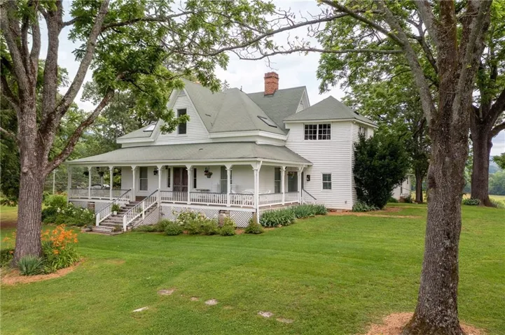 1526 Highway 255 N, Sautee Nacoochee, Georgia 30571