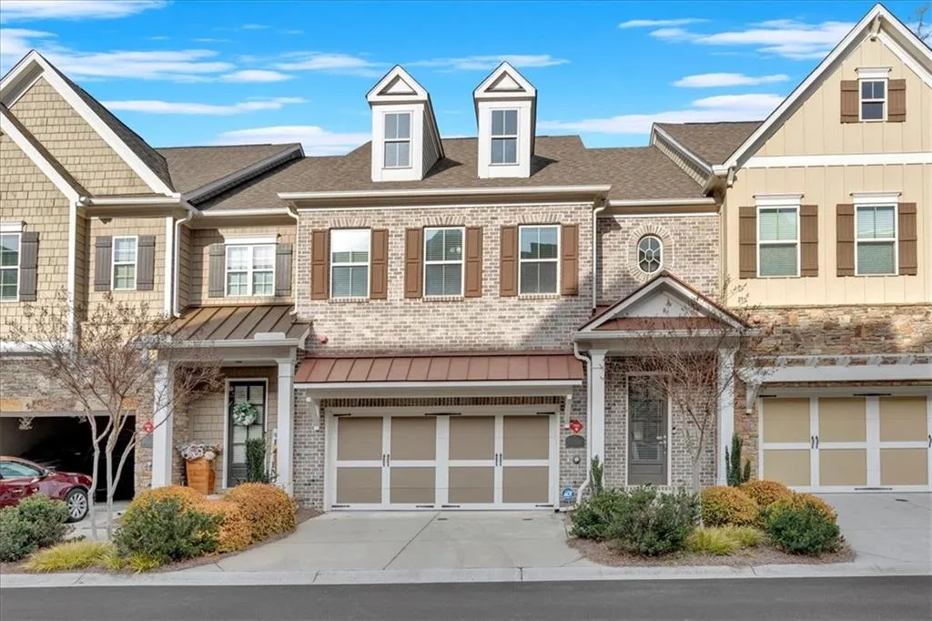 1010 Bergeron Place, Sandy Springs, Georgia 30328, 3 Bedrooms Bedrooms, ,3 BathroomsBathrooms,Residential,Sold,1010 Bergeron Place,7517693