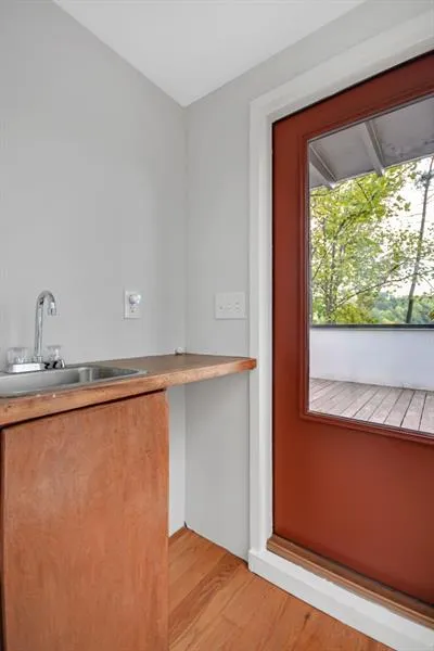 5724 Kayron Drive, Sandy Springs, Georgia 30328, 4 Bedrooms Bedrooms, ,2 BathroomsBathrooms,Residential,Sold,5724 Kayron Drive,6641884