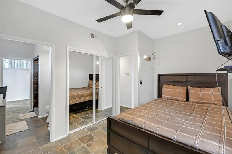 5724 Kayron Drive, Sandy Springs, Georgia 30328, 4 Bedrooms Bedrooms, ,2 BathroomsBathrooms,Residential,Sold,5724 Kayron Drive,6641884