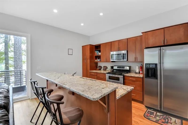 5724 Kayron Drive, Sandy Springs, Georgia 30328, 4 Bedrooms Bedrooms, ,2 BathroomsBathrooms,Residential,Sold,5724 Kayron Drive,6641884