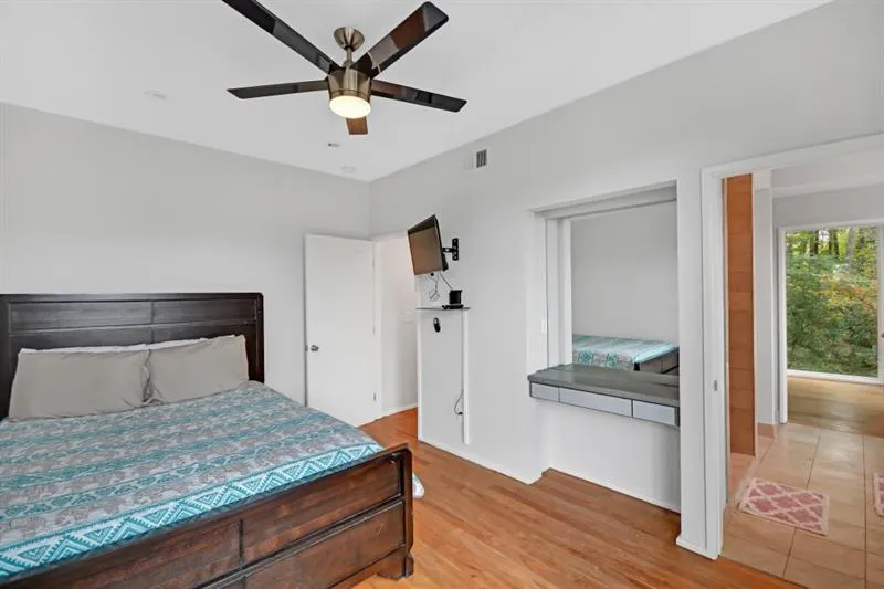 5724 Kayron Drive, Sandy Springs, Georgia 30328, 4 Bedrooms Bedrooms, ,2 BathroomsBathrooms,Residential,Sold,5724 Kayron Drive,6641884