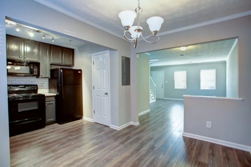 235 Winding River Drive Unit B, Sandy Springs, Georgia 30350, 2 Bedrooms Bedrooms, ,1 BathroomBathrooms,Residential,Sold,235 Winding River Drive Unit B,5917661