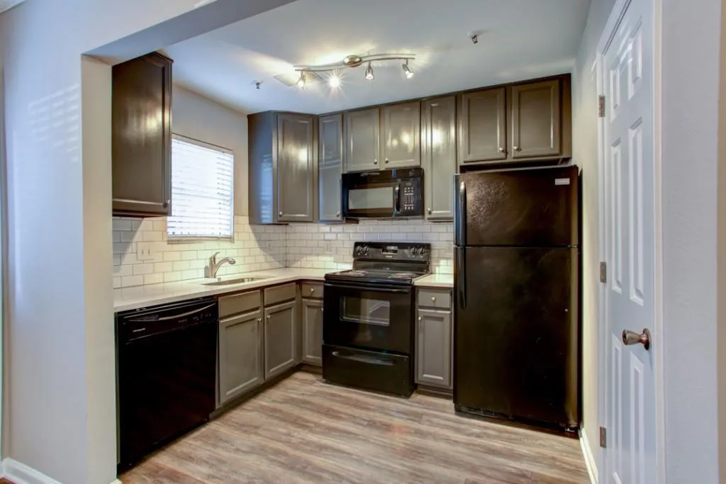 235 Winding River Drive Unit B, Sandy Springs, Georgia 30350, 2 Bedrooms Bedrooms, ,1 BathroomBathrooms,Residential,Sold,235 Winding River Drive Unit B,5917661
