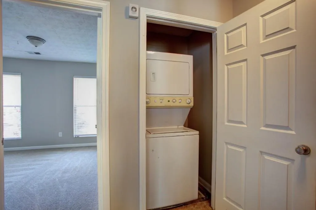 235 Winding River Drive Unit B, Sandy Springs, Georgia 30350, 2 Bedrooms Bedrooms, ,1 BathroomBathrooms,Residential,Sold,235 Winding River Drive Unit B,5917661