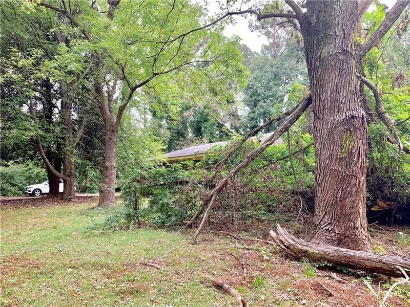 5757 Long Island Drive Nw, Atlanta, Georgia 30327, 3 Bedrooms Bedrooms, ,2 BathroomsBathrooms,Residential,Sold,5757 Long Island Drive Nw,6856100