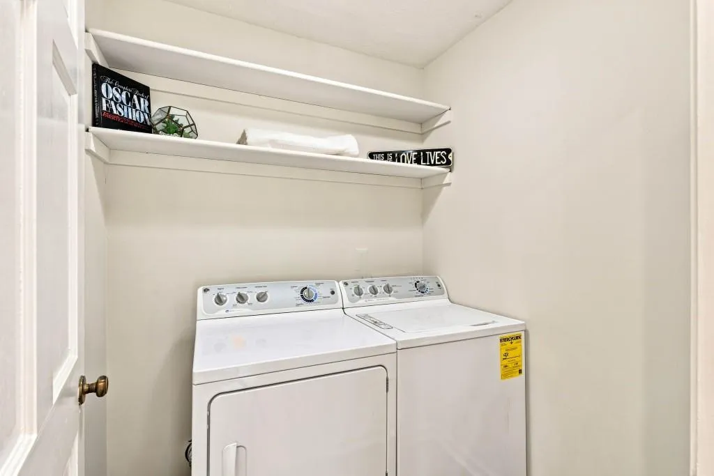 1113 Capital Club Circle Ne, Brookhaven, Georgia 30319, 2 Bedrooms Bedrooms, 0 ,2 BathroomsBathrooms,Residential,For Sale,1113 Capital Club Circle Ne,7824595