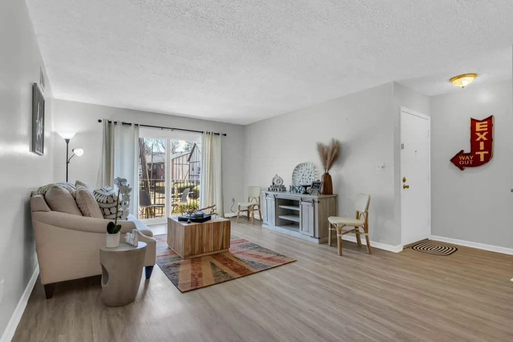 6851 Roswell Road Unit O-4, Sandy Springs, Georgia 30328, 1 Bedroom Bedrooms, ,1 BathroomBathrooms,Residential,Sold,6851 Roswell Road Unit O-4,7180961