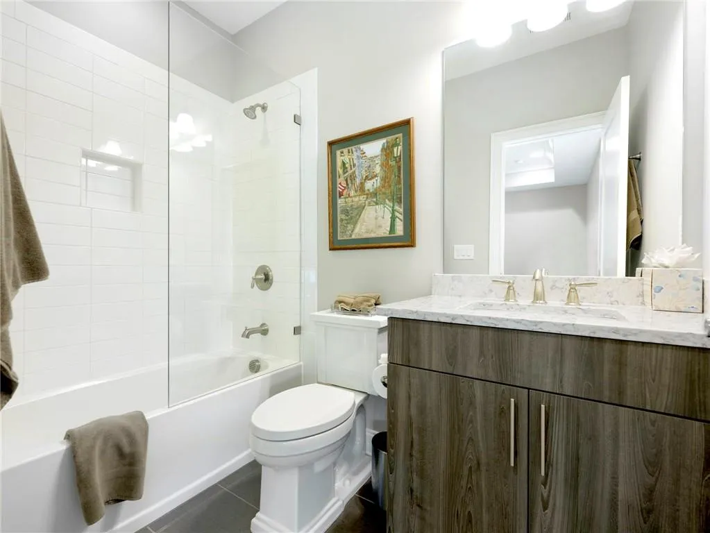 6410 Radiant Trace, Sandy Springs, Georgia 30328, 4 Bedrooms Bedrooms, ,4 BathroomsBathrooms,Residential,Sold,6410 Radiant Trace,7073808