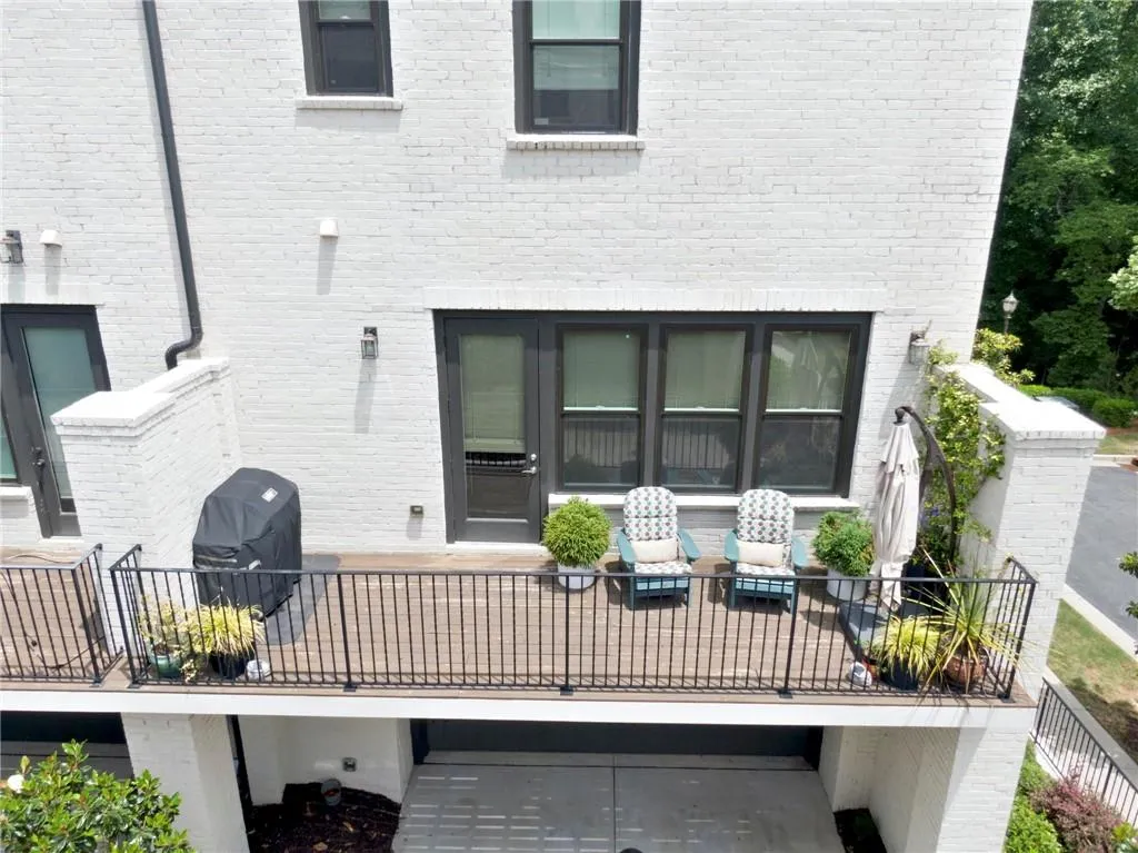 6410 Radiant Trace, Sandy Springs, Georgia 30328, 4 Bedrooms Bedrooms, ,4 BathroomsBathrooms,Residential,Sold,6410 Radiant Trace,7073808