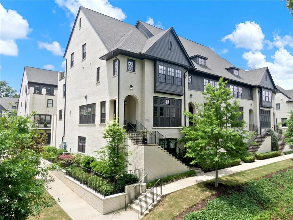 6410 Radiant Trace, Sandy Springs, Georgia 30328, 4 Bedrooms Bedrooms, ,4 BathroomsBathrooms,Residential,Sold,6410 Radiant Trace,7073808