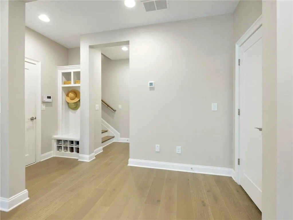 6410 Radiant Trace, Sandy Springs, Georgia 30328, 4 Bedrooms Bedrooms, ,4 BathroomsBathrooms,Residential,Sold,6410 Radiant Trace,7073808