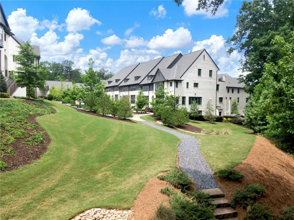 6410 Radiant Trace, Sandy Springs, Georgia 30328, 4 Bedrooms Bedrooms, ,4 BathroomsBathrooms,Residential,Sold,6410 Radiant Trace,7073808